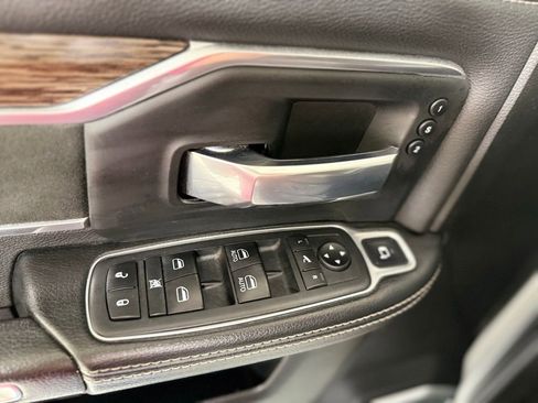 Used 2019 RAM 2500 Laramie image 13