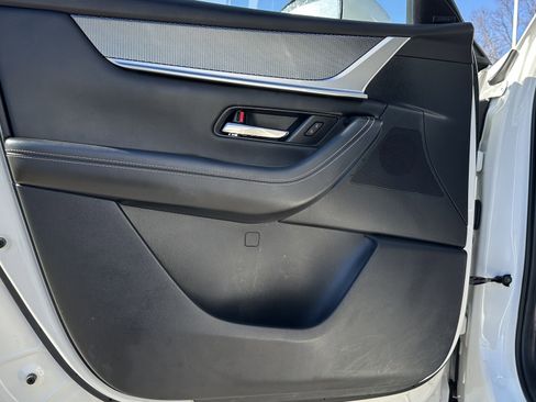 Used 2024 MAZDA CX-90 Plug-In Hybrid w/ Premium Pkg image 16