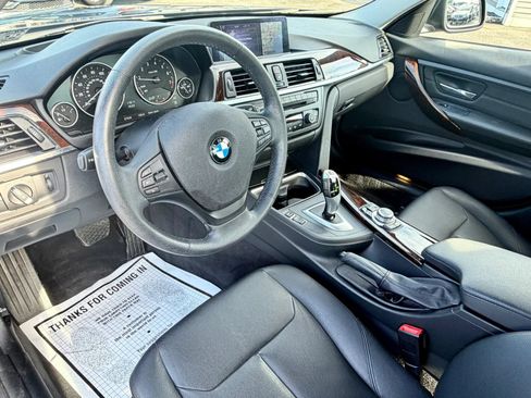 Used 2013 BMW 328i xDrive Sedan AWD/4WD image 25