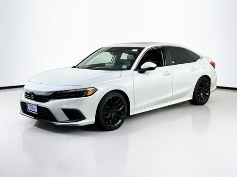 Used 2022 Honda Civic Touring image 1