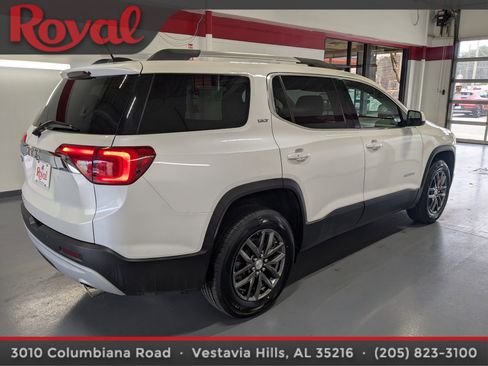 Used 2019 GMC Acadia SLT image 4