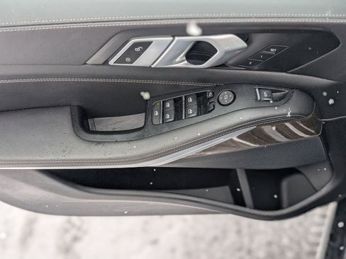 Used 2021 BMW X5 xDrive40i w/ Premium Package 3 image 33