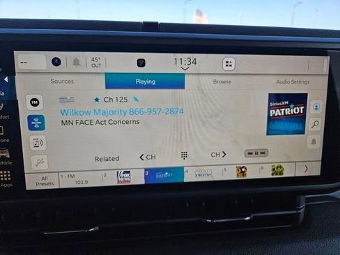 Used 2025 Jeep Gladiator Sport image 19