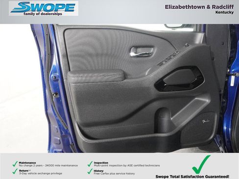 Used 2022 Nissan Frontier PRO-4X w/ Pro-4X Premium Package image 13