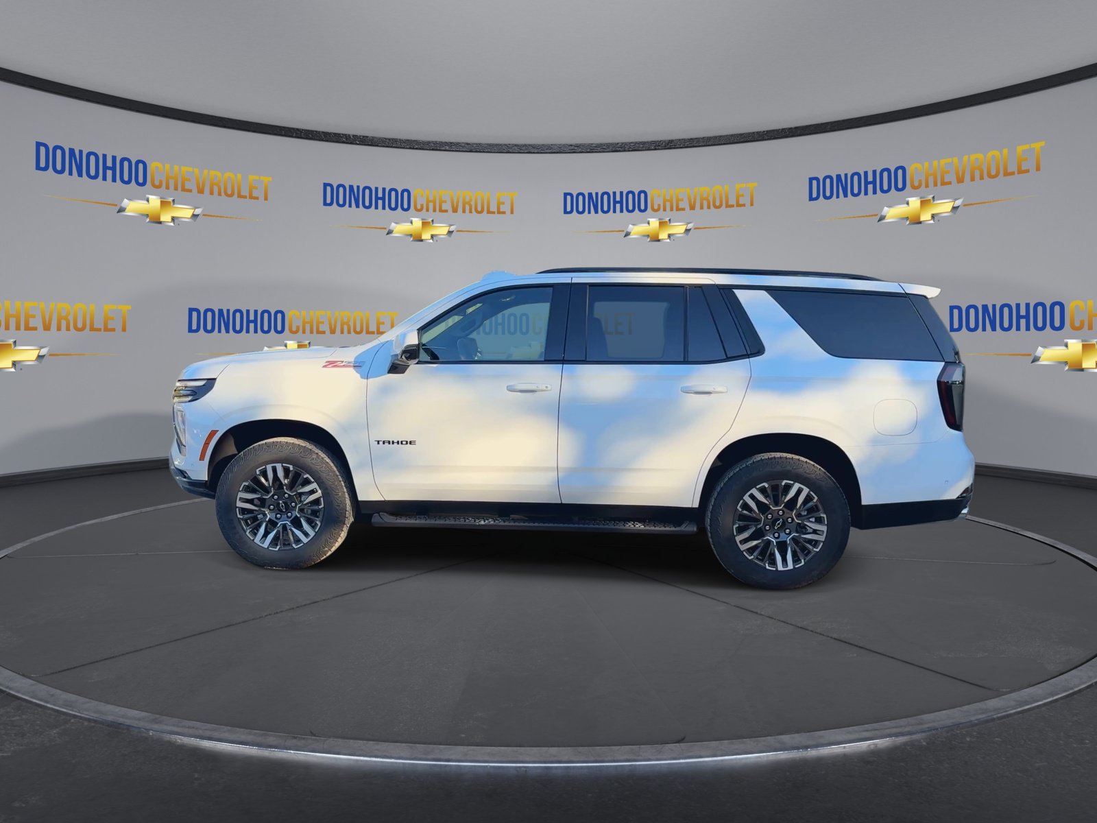 New 2027 Chevrolet Tahoe Z71 w/ Comfort Package AWD/4WD image 8