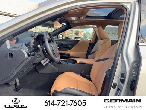 New 2025 Lexus ES 350 Ultra Luxury image 19