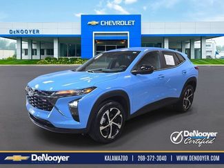 Used 2024 Chevrolet Trax RS w/ Driver Confidence Package FWD video 1