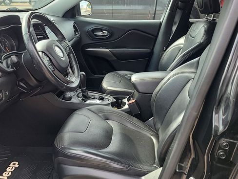 Certified 2019 Jeep Cherokee Limited AWD/4WD image 6