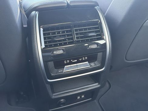 Used 2026 BMW X7 xDrive40i AWD/4WD image 21