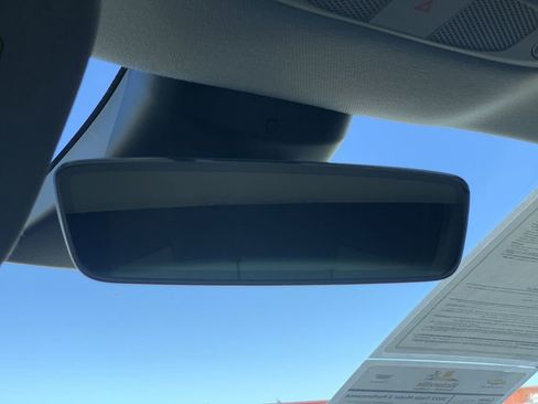 Used 2022 Tesla Model 3 Performance image 15