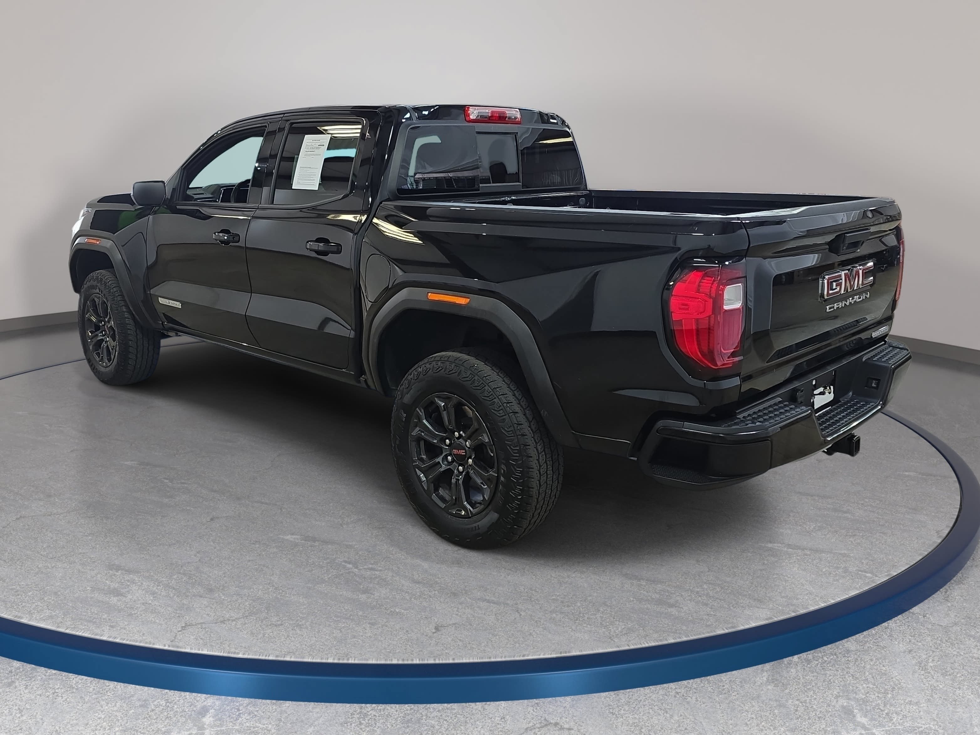 Used 2024 GMC Canyon Elevation w/ Convenience Package RWD image 8