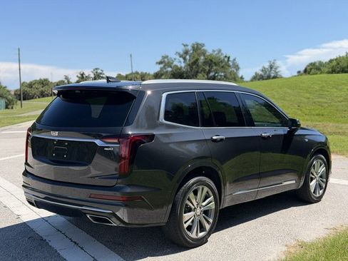 Used 2020 Cadillac XT6 Premium Luxury FWD image 5