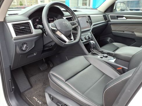 Used 2022 Volkswagen Atlas SE image 13