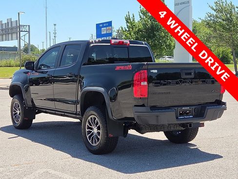 Used 2022 Chevrolet Colorado ZR2 w/ LPO, Power Package AWD/4WD image 4