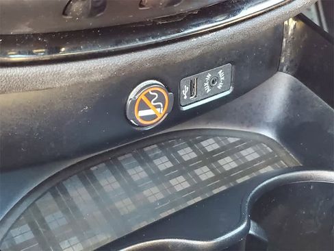 Used 2017 MINI Cooper Clubman S image 30