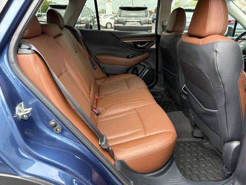 Used 2021 Subaru Outback Touring w/ Popular Package #2 image 8