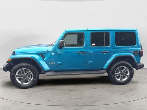 Used 2020 Jeep Wrangler Unlimited Sahara w/ Uconnect 4C Nav & Sound Group AWD/4WD image 2