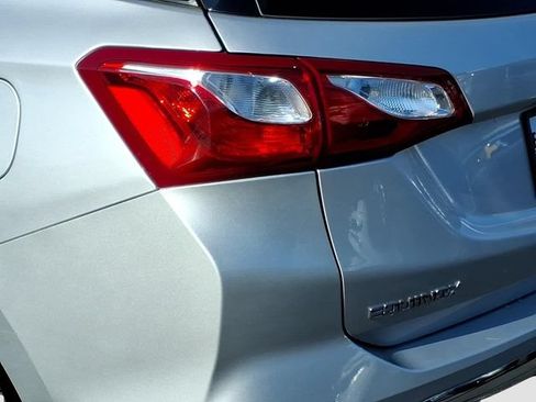 Used 2019 Chevrolet Equinox LT AWD/4WD image 27