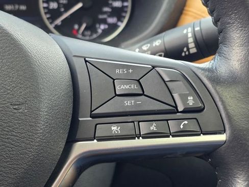 Used 2024 Nissan Sentra SV w/ SV Premium Package image 36