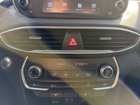 Used 2019 Hyundai Santa Fe SEL image 20