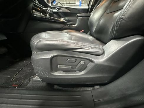 Used 2017 MAZDA CX-9 Touring AWD/4WD image 18