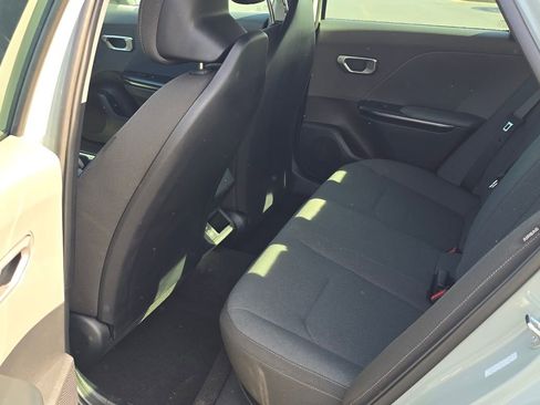 New 2026 Kia K4 LXS image 10