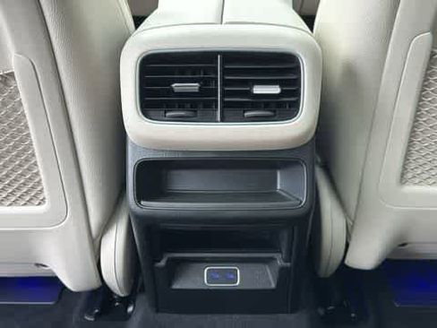 Used 2026 Mercedes-Benz GLE 350 4MATIC image 28