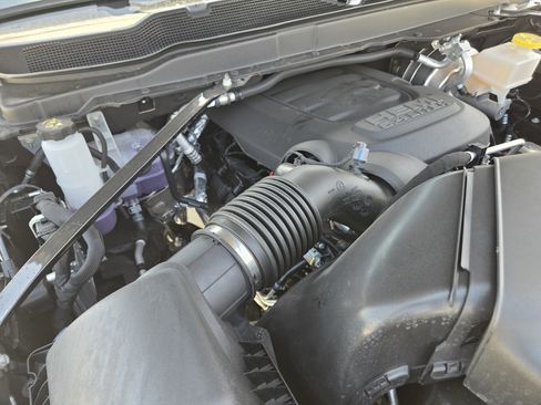 New 2026 RAM 2500 Laramie AWD/4WD image 23