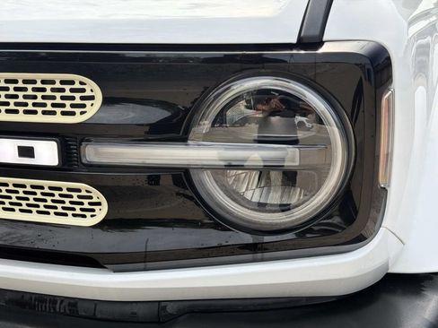 Used 2021 Ford Bronco Outer Banks AWD/4WD image 11