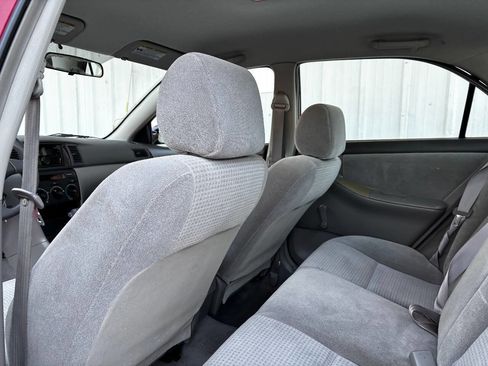 Used 2006 Toyota Corolla CE image 11