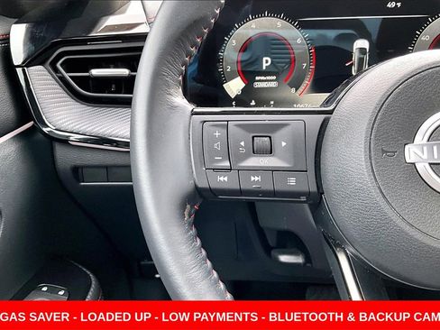 Certified 2025 Nissan Kicks SR image 10