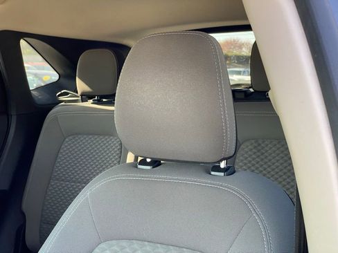 Used 2020 Ford Escape SE image 23