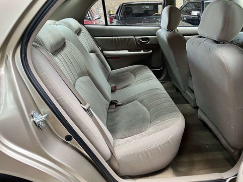 Used 2005 Buick Century Custom FWD image 18