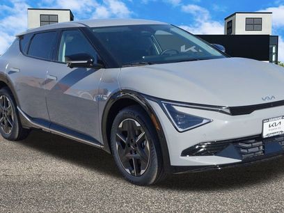 New 2025 Kia EV6 Wind