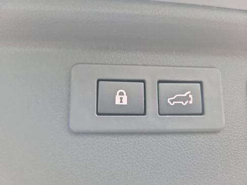 Used 2024 Subaru Forester Touring image 36