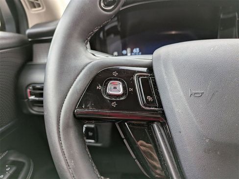 Certified 2025 Lincoln Corsair AWD w/ Equipment Group 101A image 19