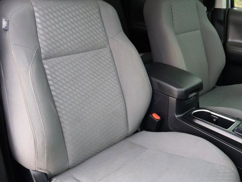 Used 2023 Toyota Tacoma SR w/ SR Convenience Package image 18