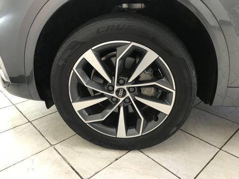 Used 2023 Audi Q5 2.0T Premium w/ Convenience Package AWD/4WD image 7