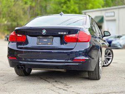 Used 2012 BMW 328i Sedan image 4