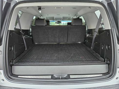 Used 2019 Chevrolet Tahoe LT image 18