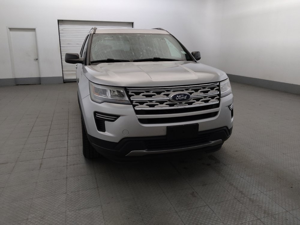 Used 2018 Ford Explorer XLT AWD/4WD image 14
