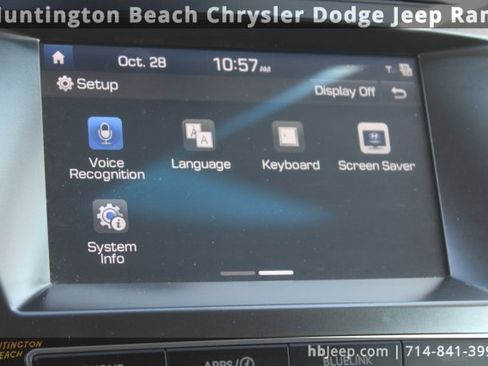 Used 2018 Hyundai Santa Fe SE image 25