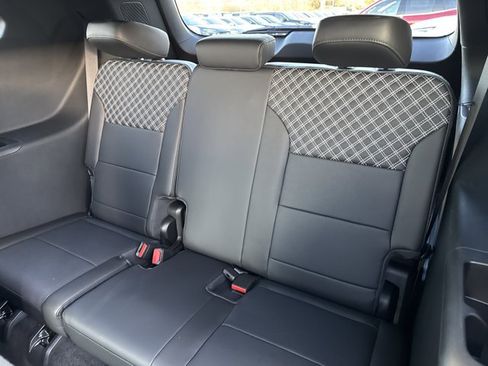 New 2026 GMC Acadia Denali w/ Super Cruise Package FWD image 7