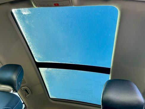 Used 2019 Volkswagen Atlas SEL image 40