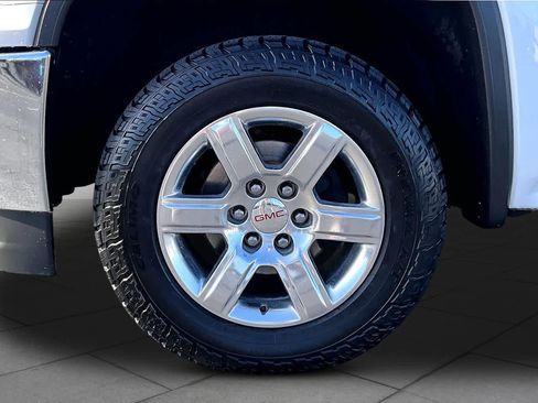 Used 2017 GMC Sierra 1500 SLT w/ SLT Preferred Package AWD/4WD image 10
