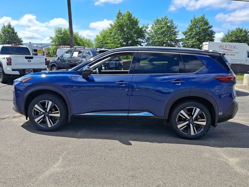 Certified 2023 Nissan Rogue SL w/ SL Premium Package AWD/4WD image 4