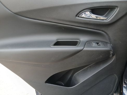 Used 2019 Chevrolet Equinox LT AWD/4WD image 21