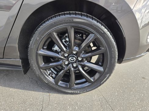 Used 2022 MAZDA MAZDA3 s image 33