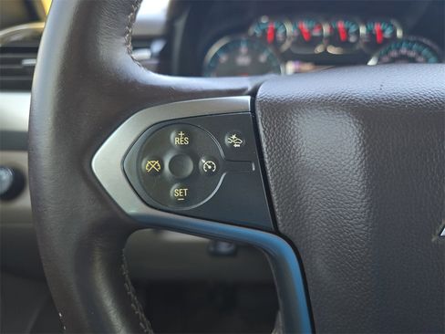 Used 2015 Chevrolet Tahoe LT image 18