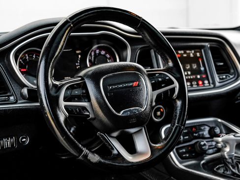 Used 2018 Dodge Challenger SXT Plus RWD image 22